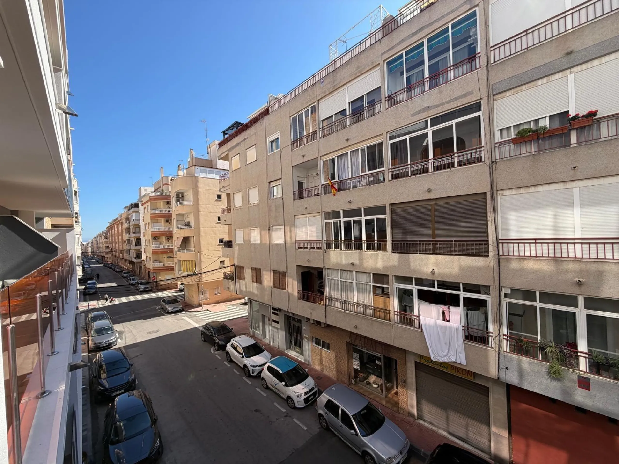 NUEVO APARTAMENTO EN RESIDENCIAL "ALEGRIA 21" CON GARAJE+TRASTERO INCLUIDO. 2 DORM. 2 BAÑOS. 105 M2. PISCINA+SAUNA+BARBACOA.