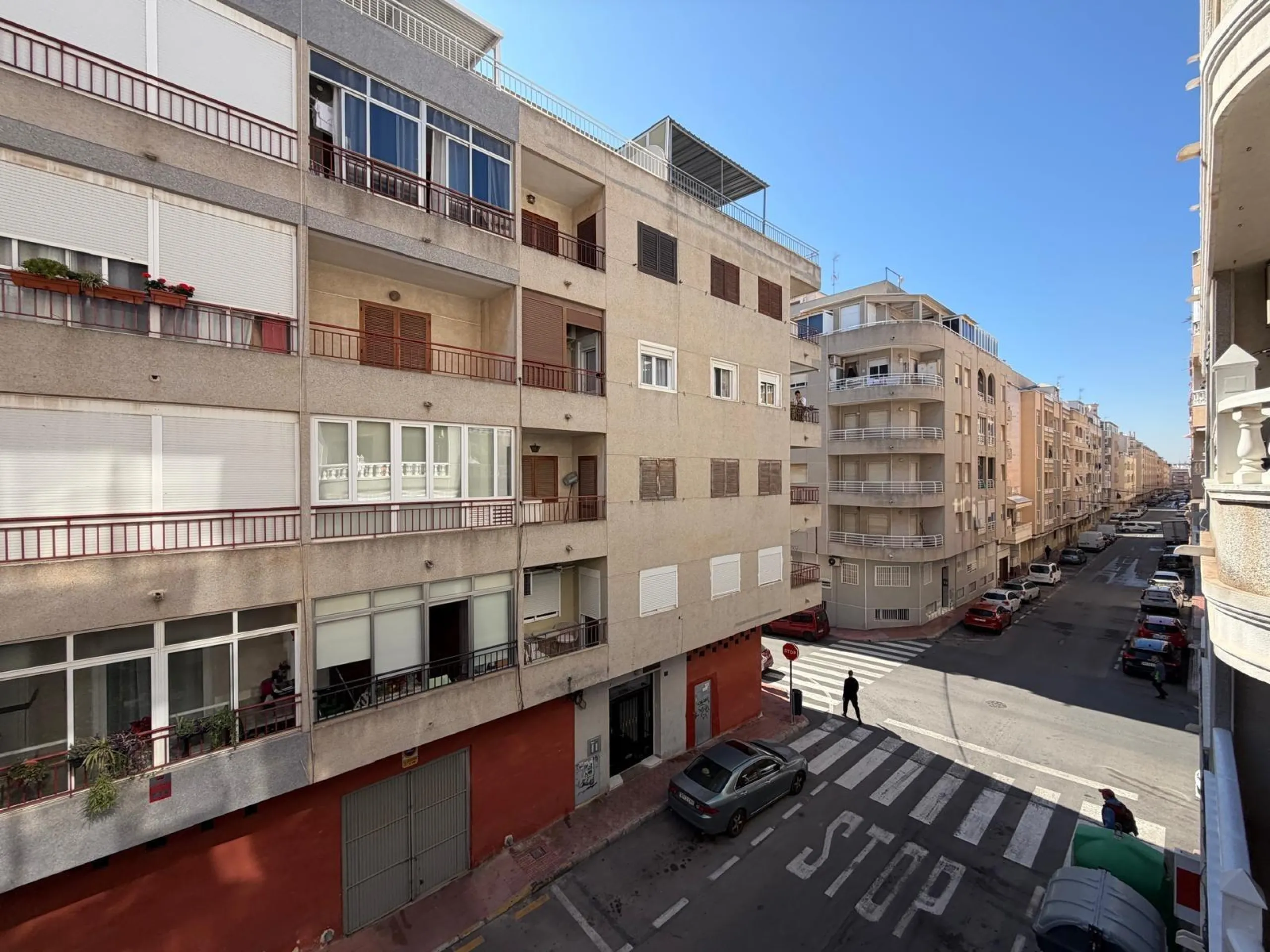 NUEVO APARTAMENTO EN RESIDENCIAL "ALEGRIA 21" CON GARAJE+TRASTERO INCLUIDO. 2 DORM. 2 BAÑOS. 105 M2. PISCINA+SAUNA+BARBACOA.