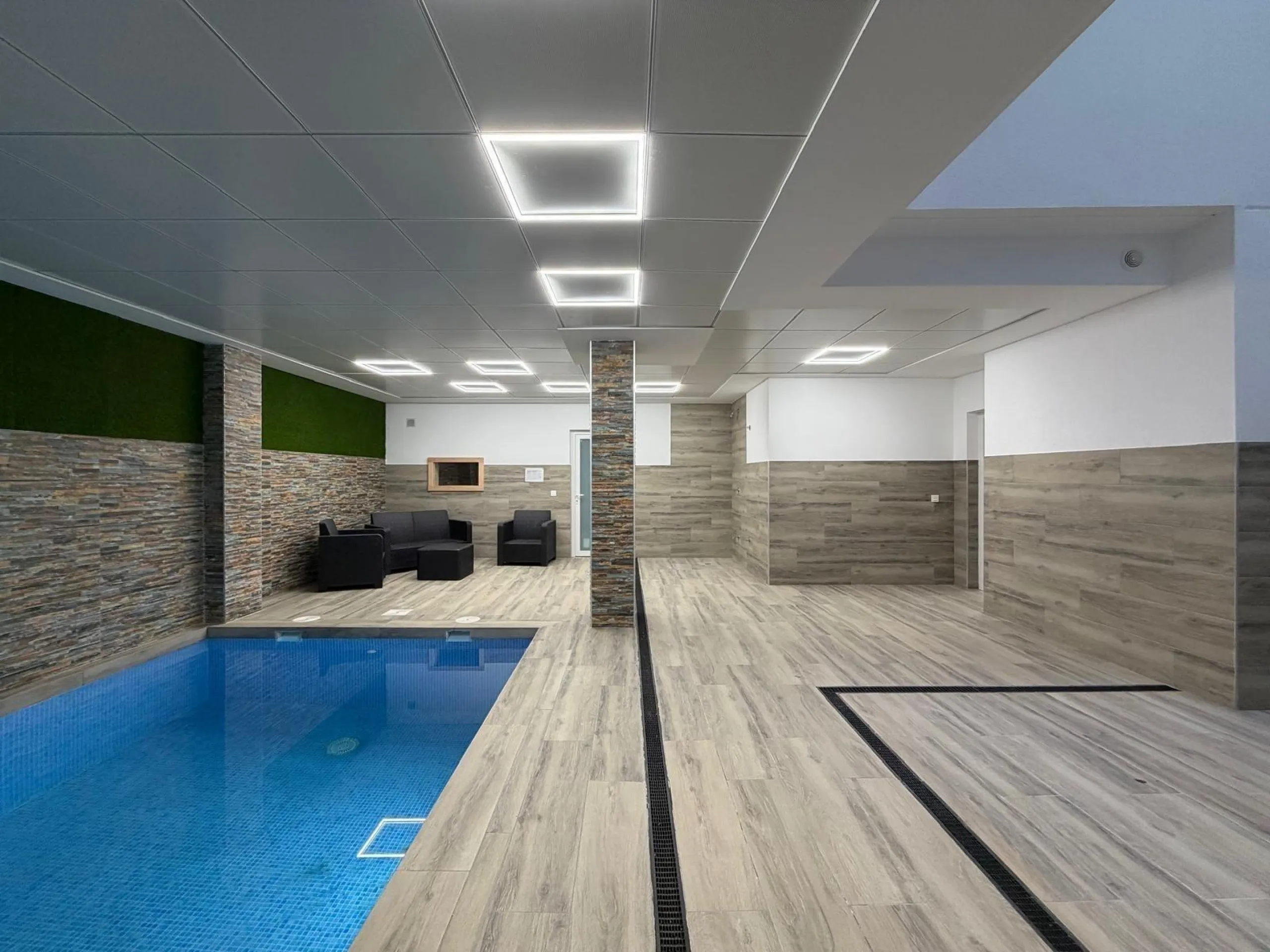 NUEVO APARTAMENTO EN RESIDENCIAL "ALEGRIA 21" CON GARAJE+TRASTERO INCLUIDO. 2 DORM. 2 BAÑOS. 105 M2. PISCINA+SAUNA+BARBACOA.