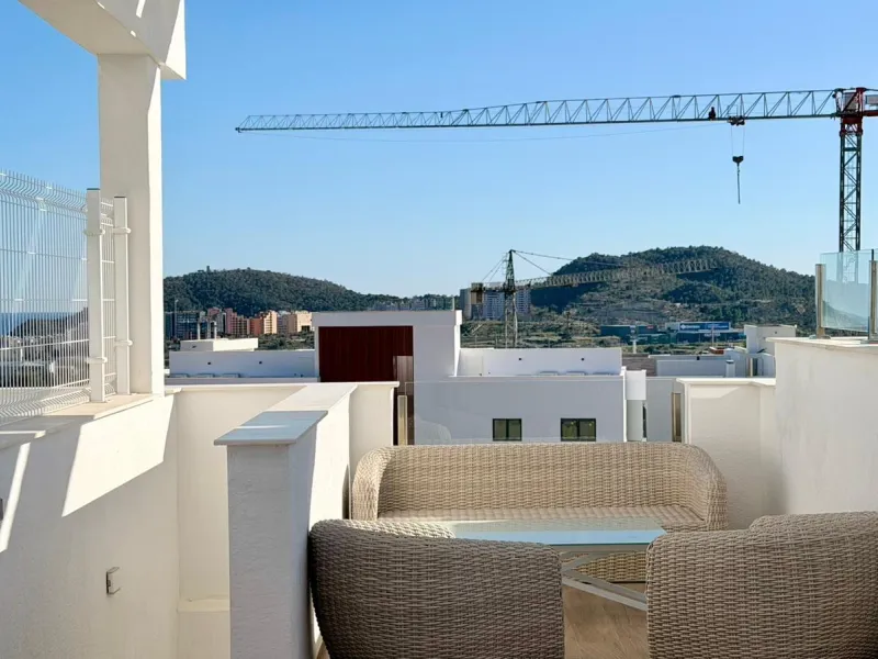 Bungalow con vistas al mar en Finestrat 🌴