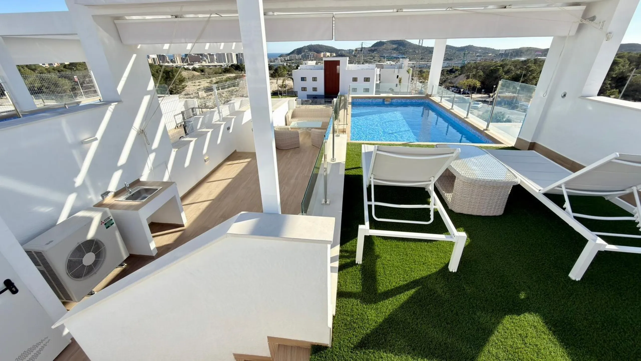 Bungalow con vistas al mar en Finestrat 🌴