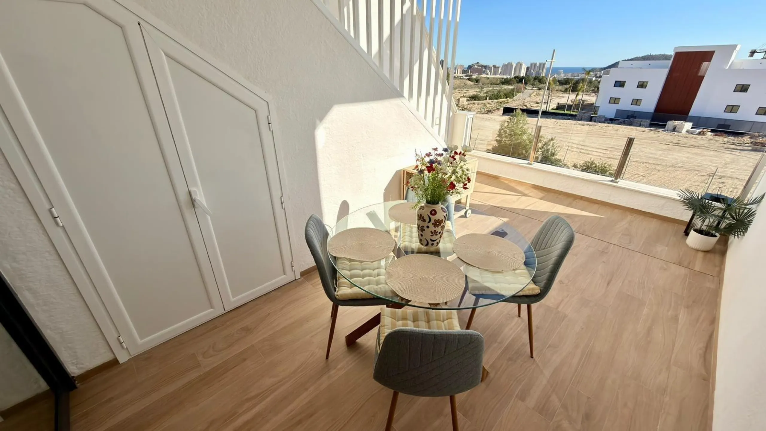 Bungalow con vistas al mar en Finestrat 🌴