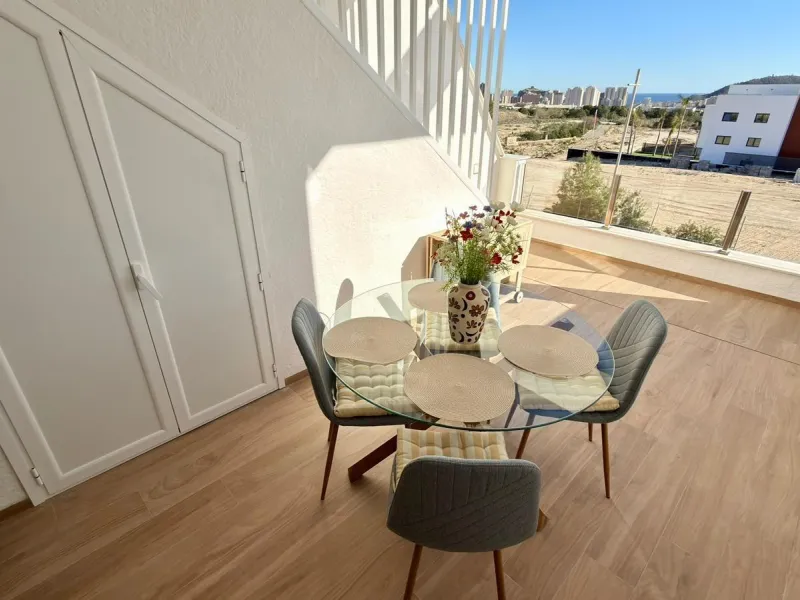Bungalow con vistas al mar en Finestrat 🌴
