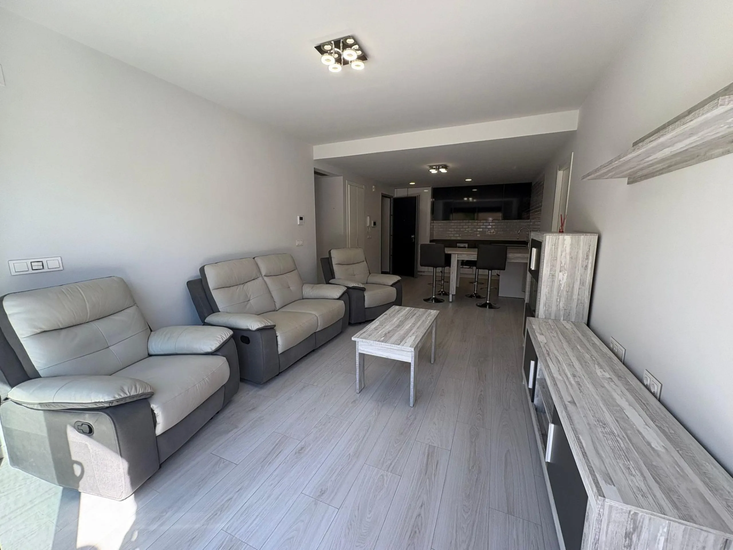 Moderno Apartamento en Villamartin, Orihuela Costa - Perfecto Estado y Cerca del Mar