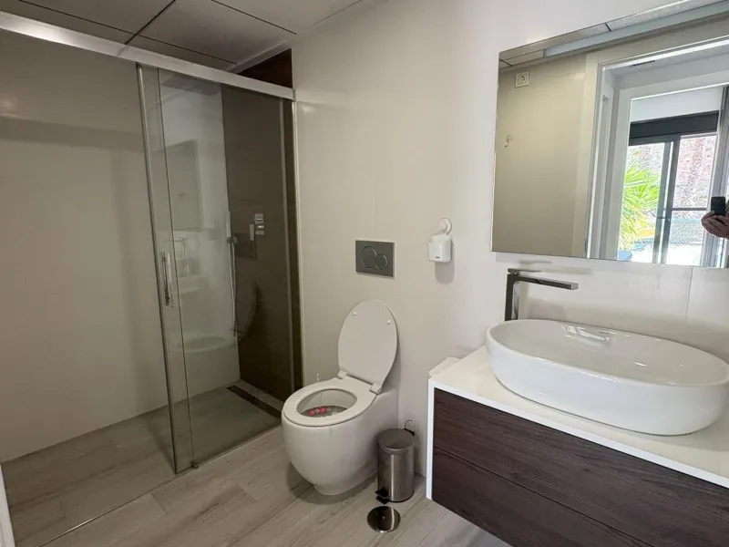 Moderno Apartamento en Villamartin, Orihuela Costa - Perfecto Estado y Cerca del Mar