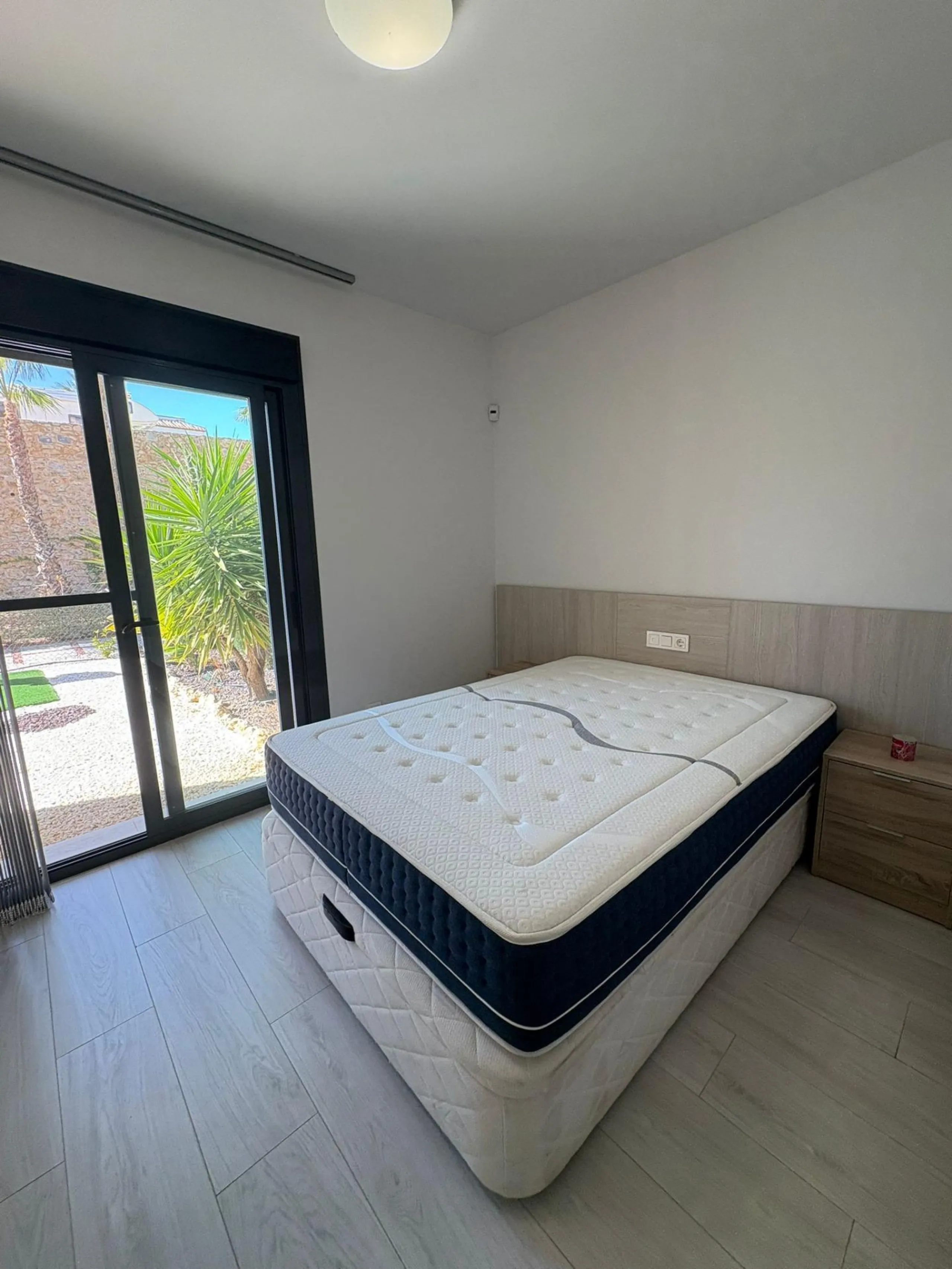 Moderno Apartamento en Villamartin, Orihuela Costa - Perfecto Estado y Cerca del Mar