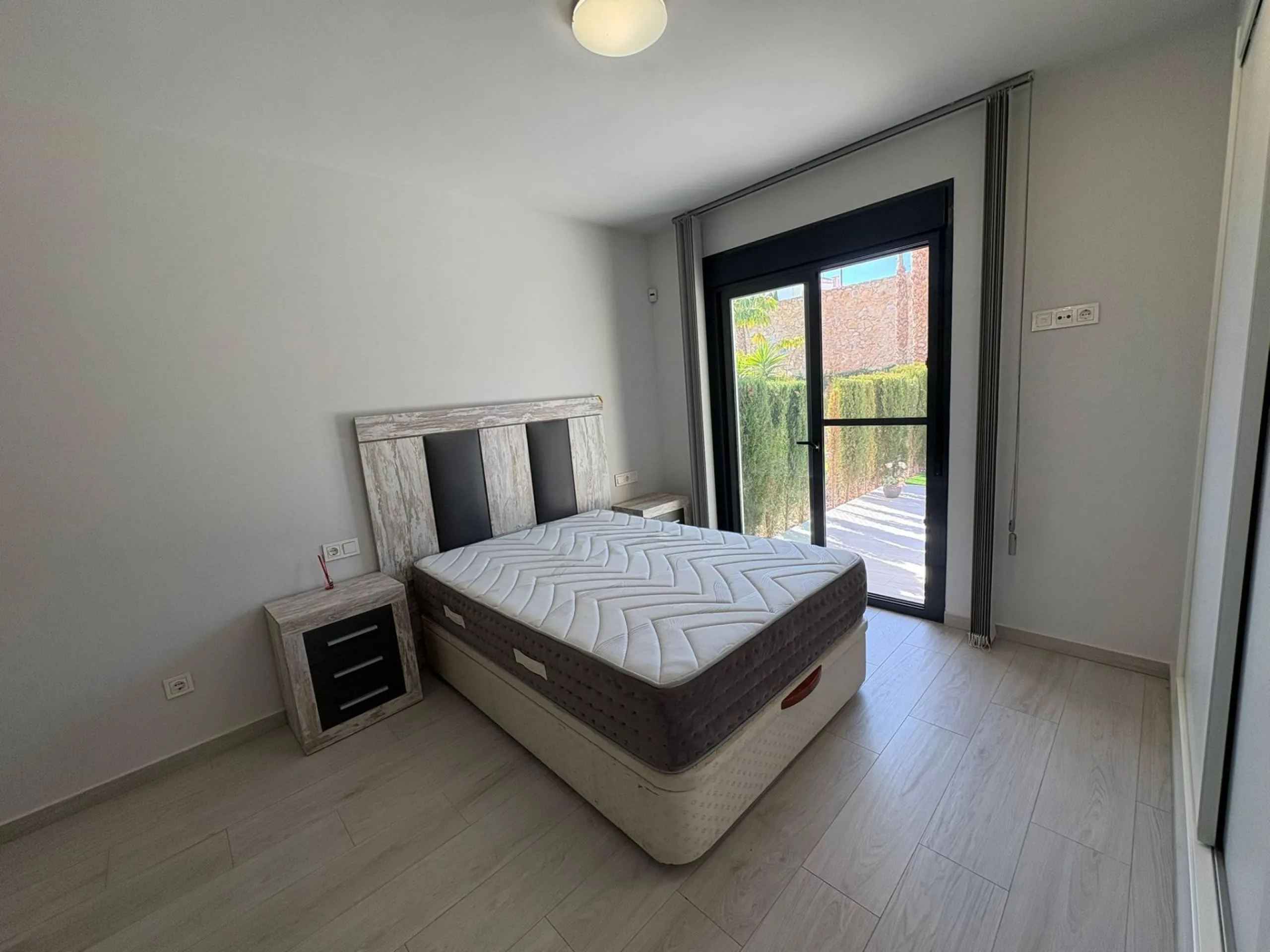 Moderno Apartamento en Villamartin, Orihuela Costa - Perfecto Estado y Cerca del Mar