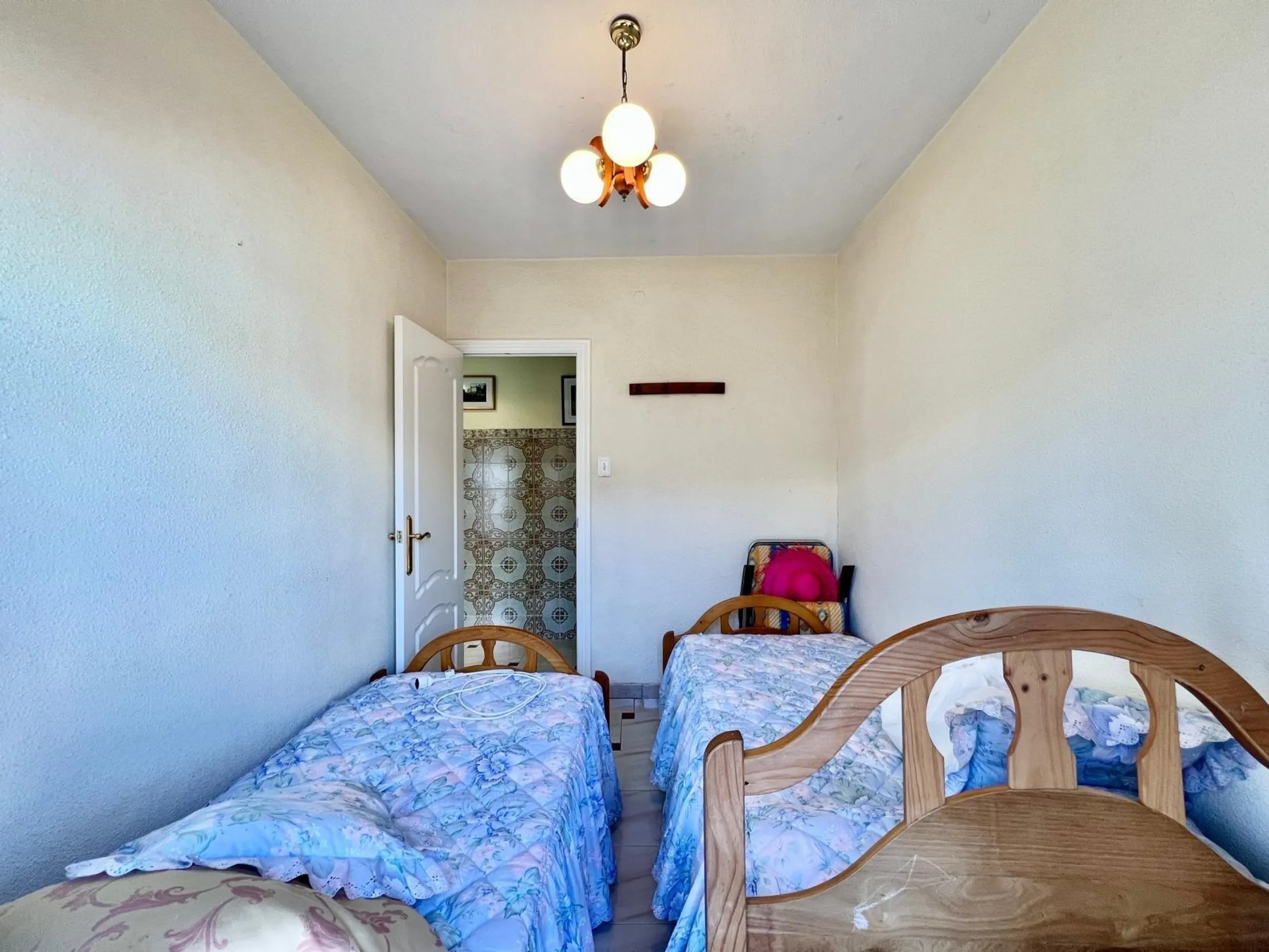 ESPACIOSA VIVIENDA A ESCASOS 350m DEL PUERTO DE SANTA POLA