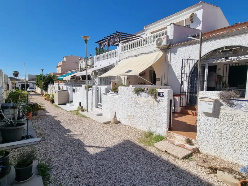 Fully renovated Pepita model bungalow in El Chaparral!