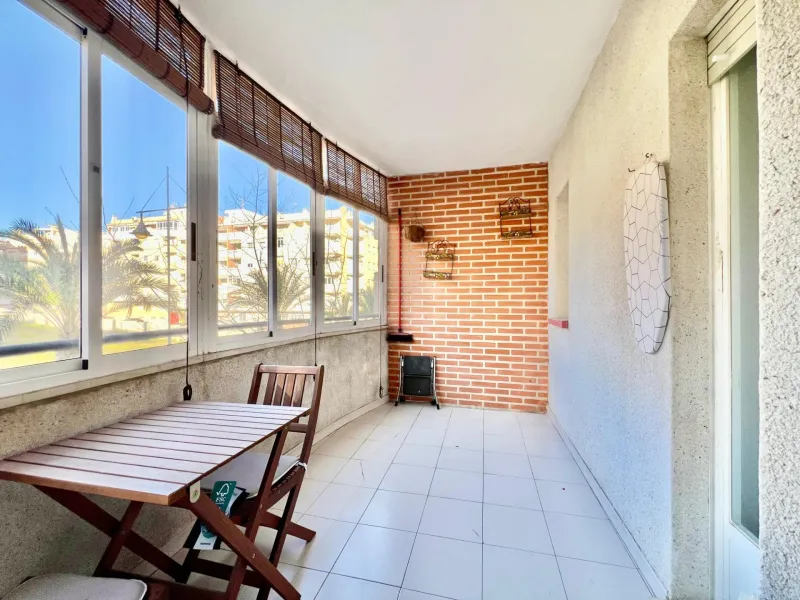ESTUDIO ESPACIOSO CON PISCINA A 450m DE LA PLAYA EN PLENA AV HABANERAS