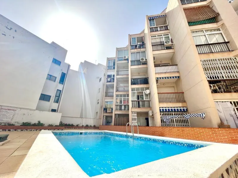 ESTUDIO ESPACIOSO CON PISCINA A 450m DE LA PLAYA EN PLENA AV HABANERAS