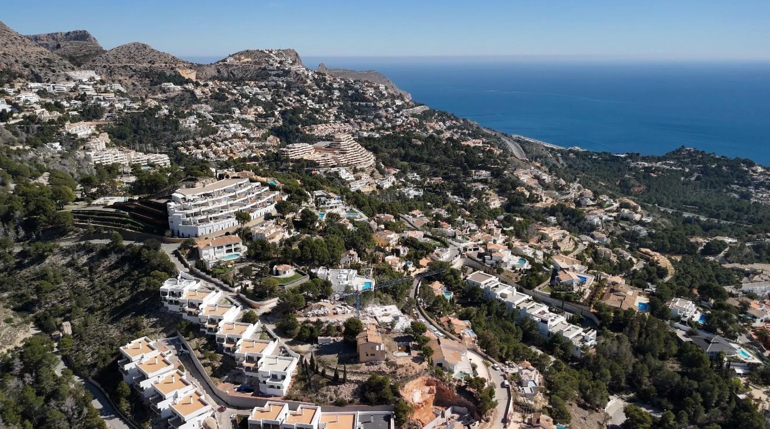 Villa moderna con vistas panorámicas al mar en Sierra de Altea – Costa Blanca