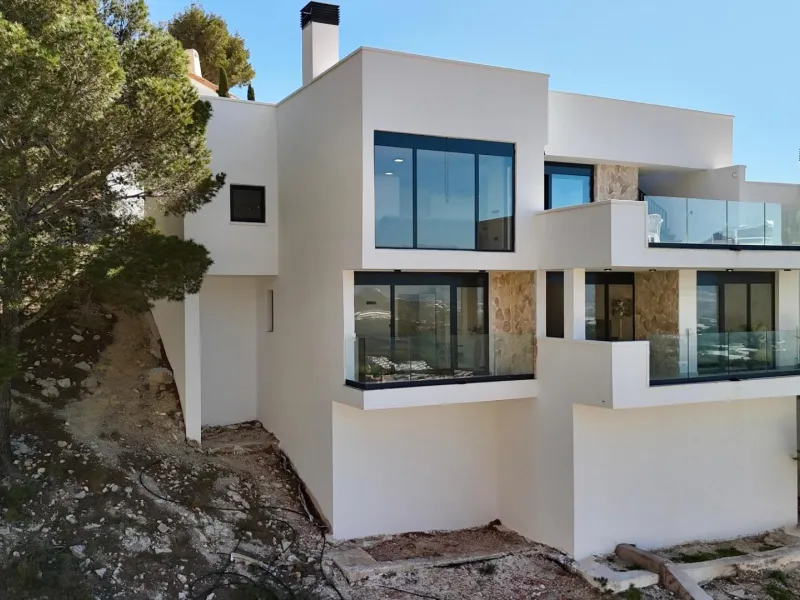 Villa moderna con vistas panorámicas al mar en Sierra de Altea – Costa Blanca