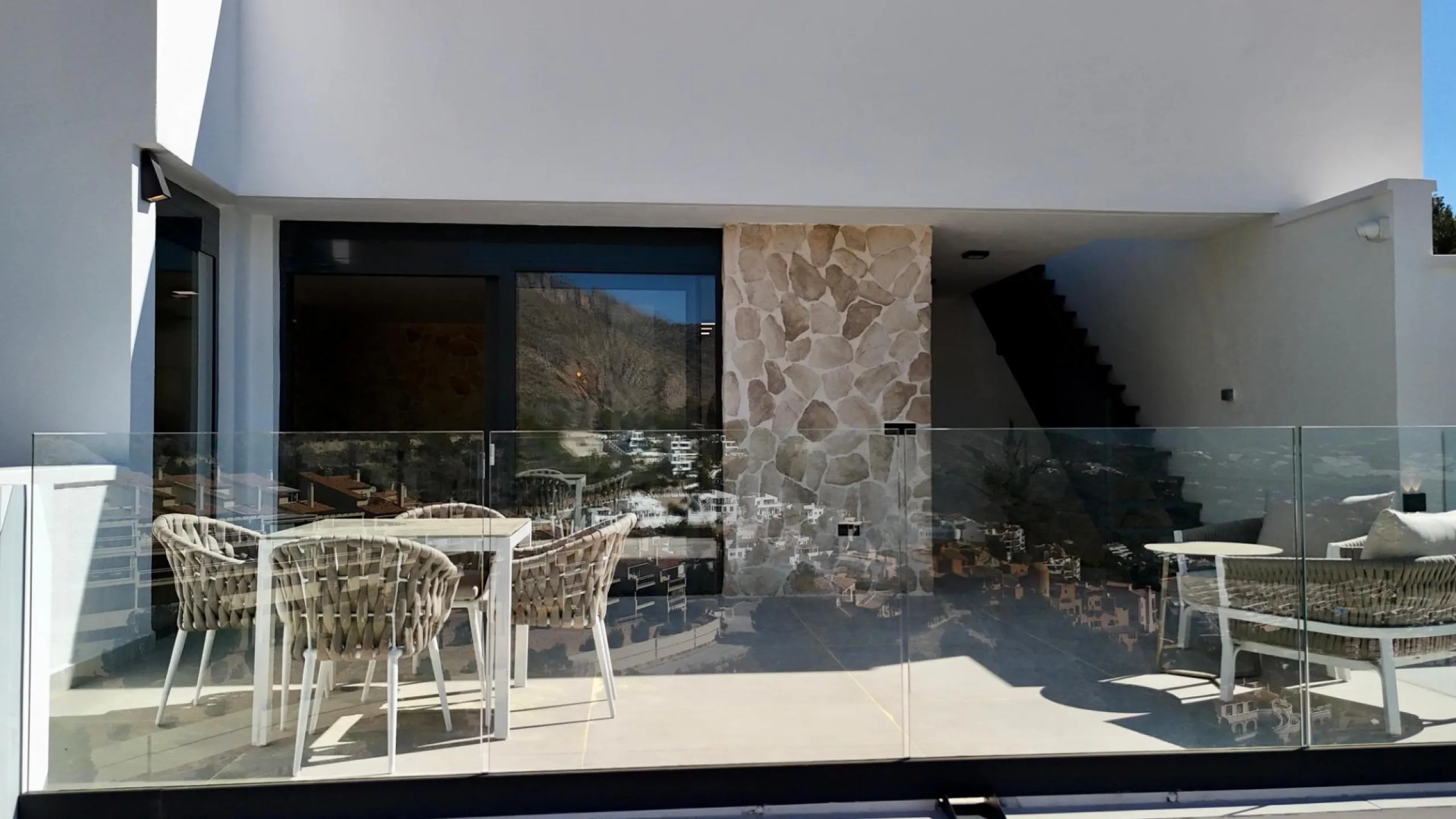 Villa moderna con vistas panorámicas al mar en Sierra de Altea – Costa Blanca