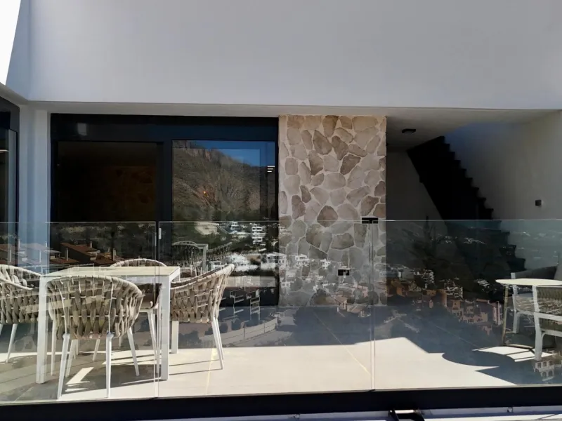 Villa moderna con vistas panorámicas al mar en Sierra de Altea – Costa Blanca