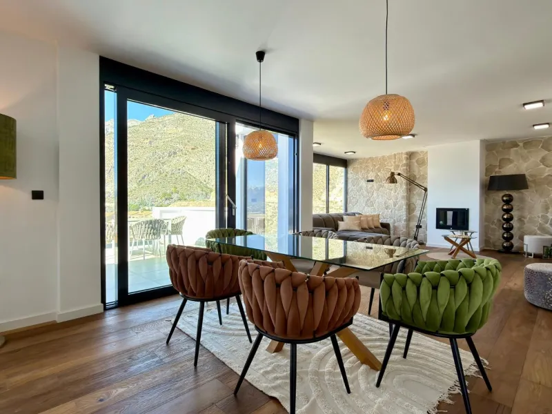 Villa moderna con vistas panorámicas al mar en Sierra de Altea – Costa Blanca