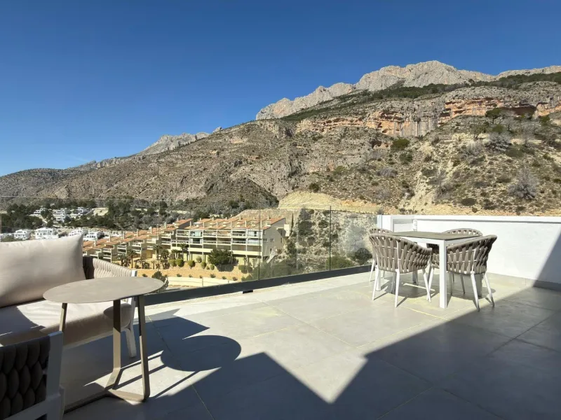 Villa moderna con vistas panorámicas al mar en Sierra de Altea – Costa Blanca