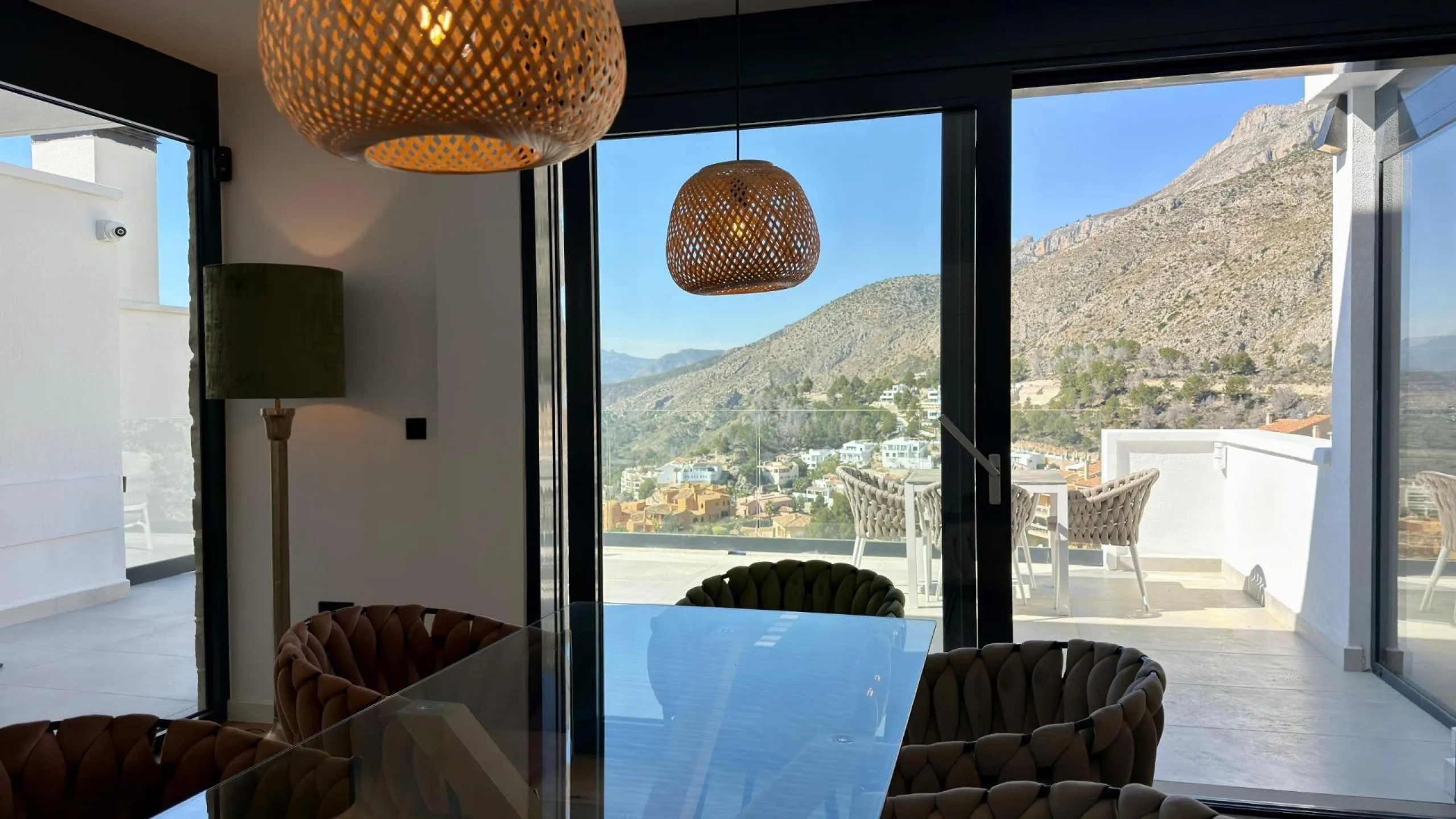Villa moderna con vistas panorámicas al mar en Sierra de Altea – Costa Blanca