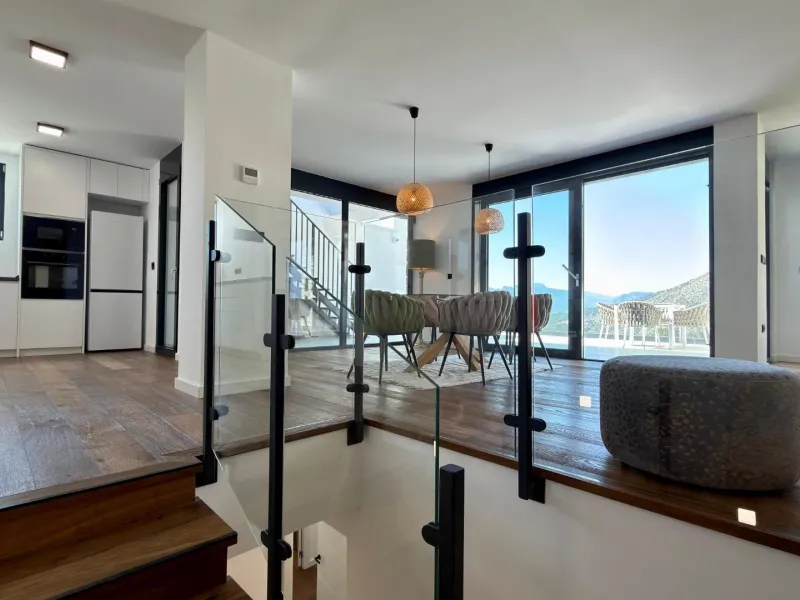 Villa moderna con vistas panorámicas al mar en Sierra de Altea – Costa Blanca