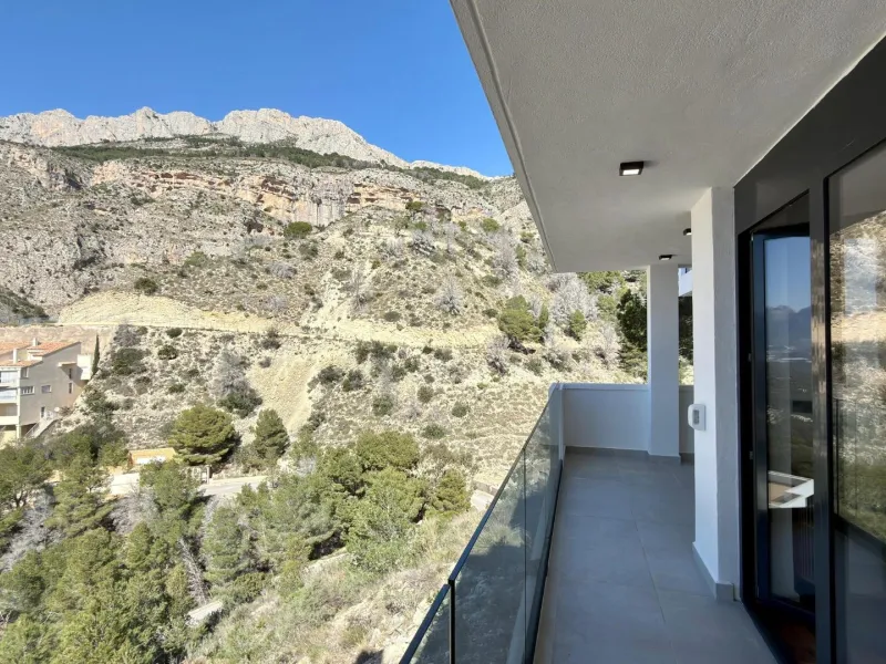 Villa moderna con vistas panorámicas al mar en Sierra de Altea – Costa Blanca