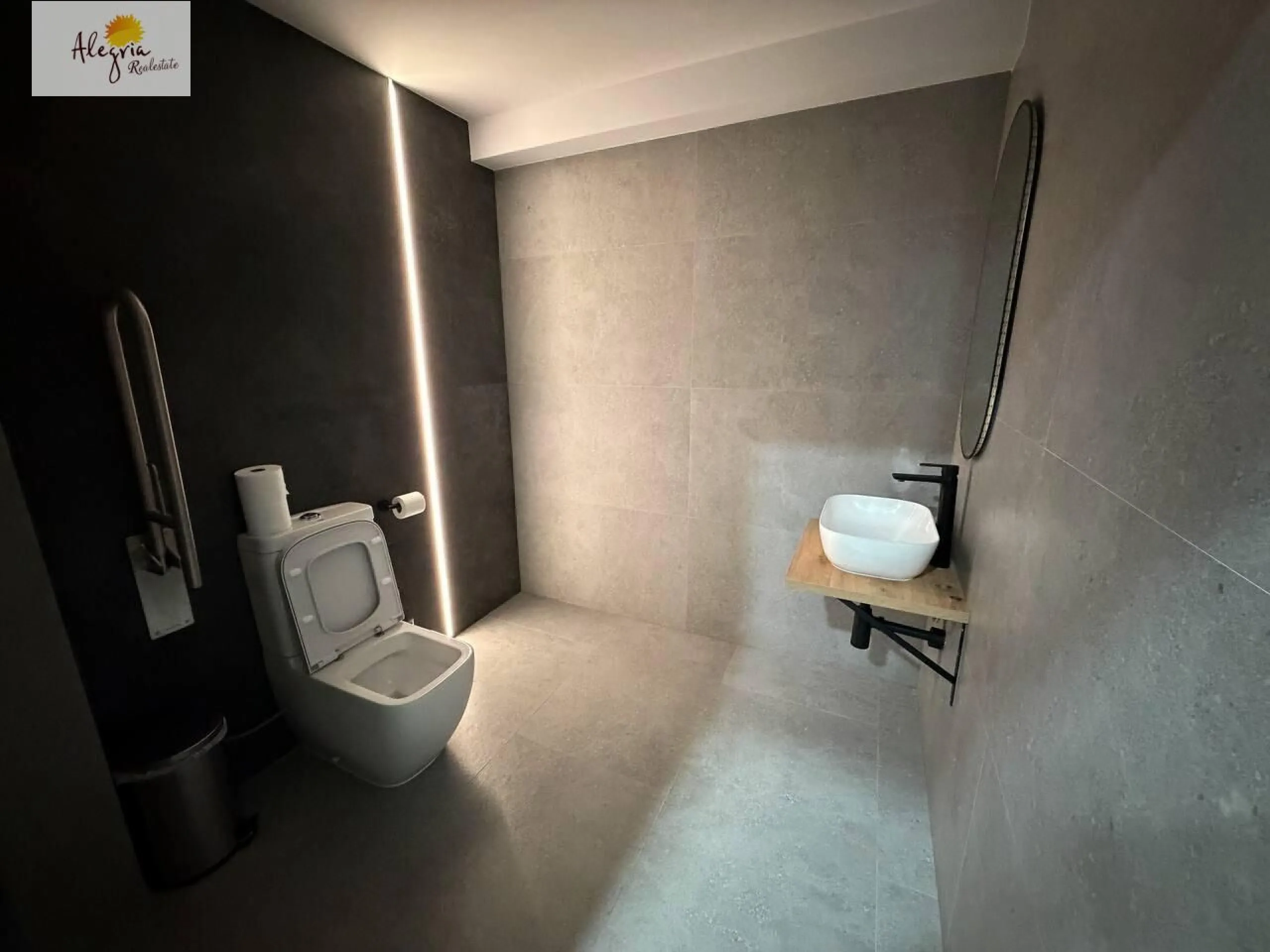 Commercial premises in one of the most promising areas of Valencia