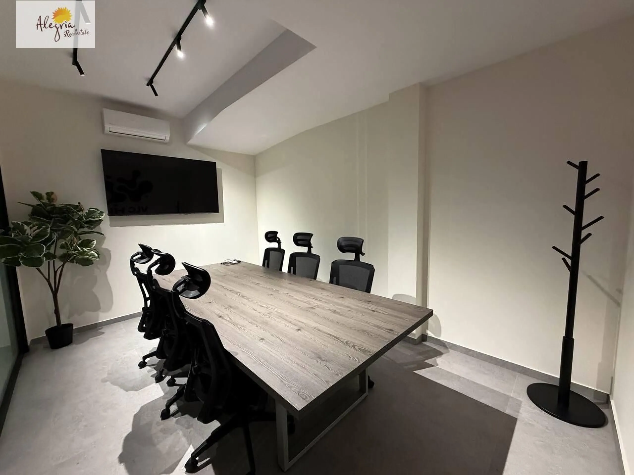 Commercial premises in one of the most promising areas of Valencia