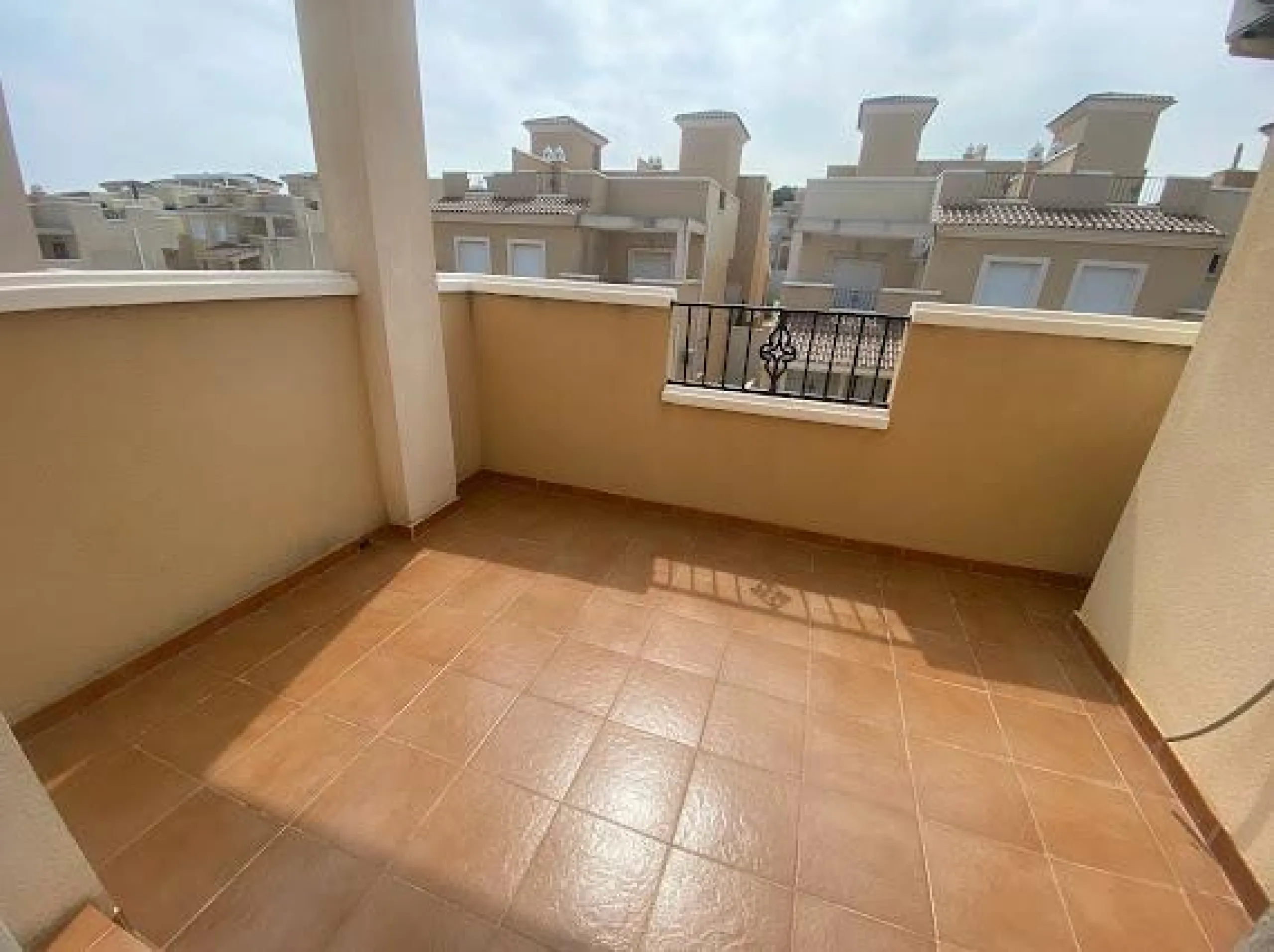 Exclusivo Adosado en San Miguel de Salinas - Ideal para Vivir