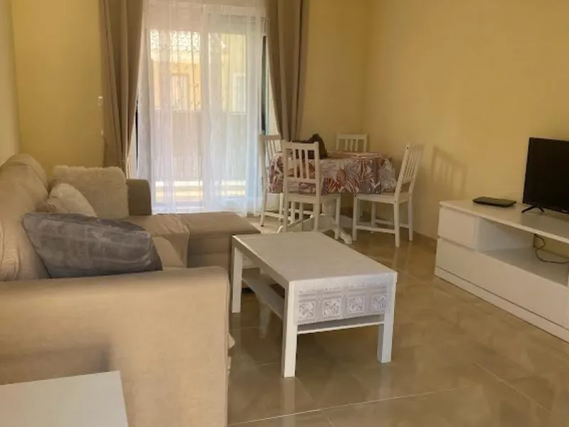 Exclusivo Adosado en San Miguel de Salinas - Ideal para Vivir