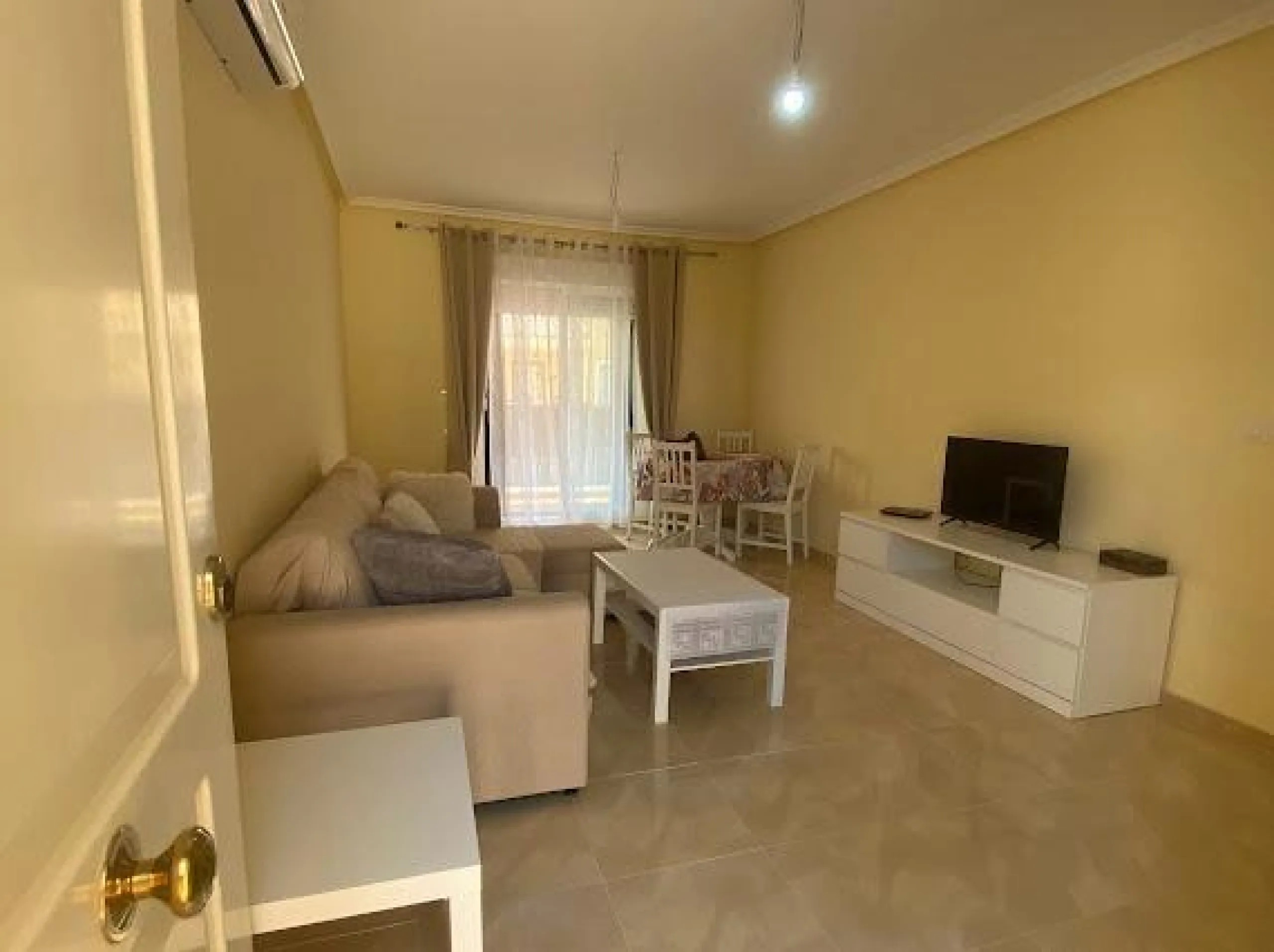 Exclusivo Adosado en San Miguel de Salinas - Ideal para Vivir