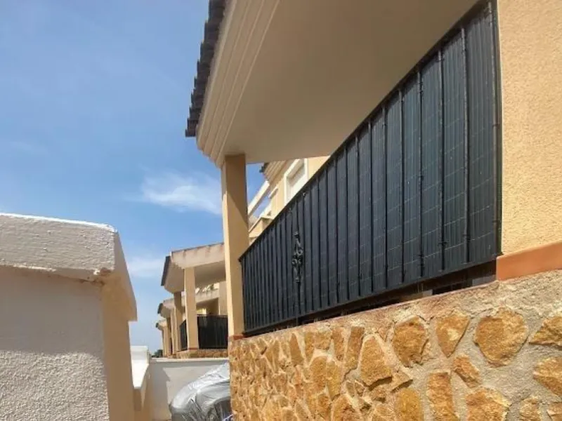 Exclusivo Adosado en San Miguel de Salinas - Ideal para Vivir