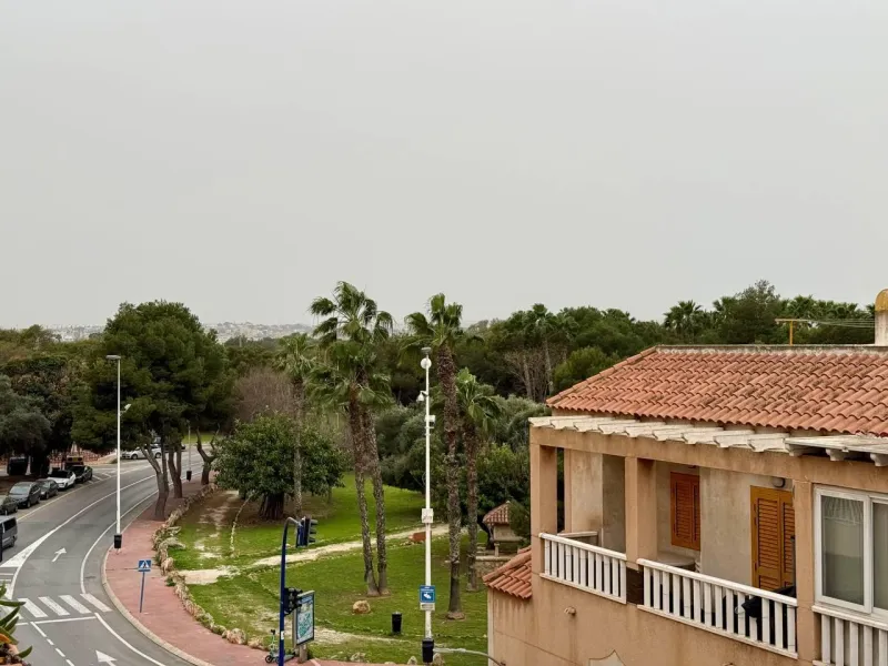 Exclusive Renovated Apartment with 2 Bedrooms, 1 Bathroom, and Pool, 250 m. from the Beach