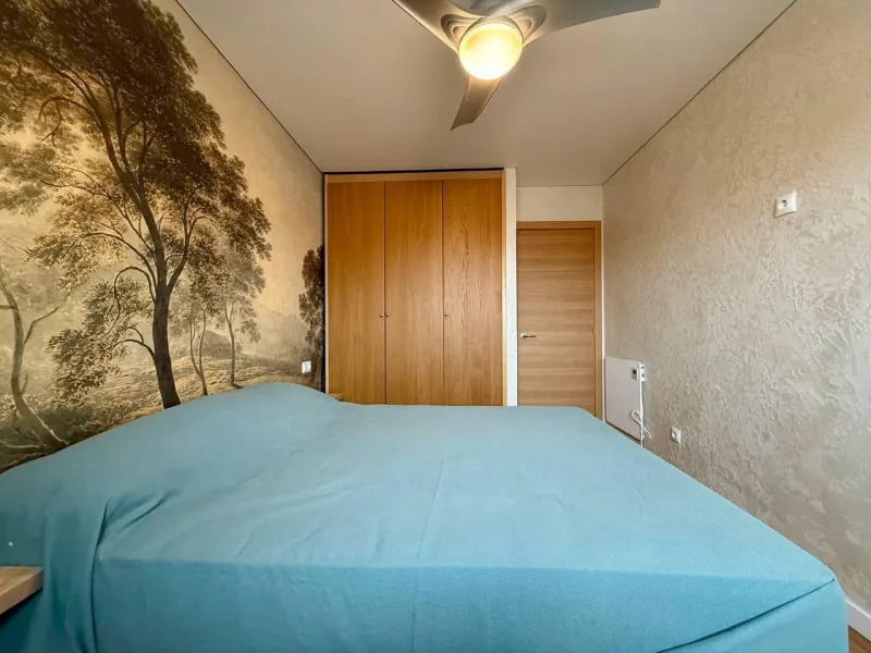 Exclusive Renovated Apartment with 2 Bedrooms, 1 Bathroom, and Pool, 250 m. from the Beach