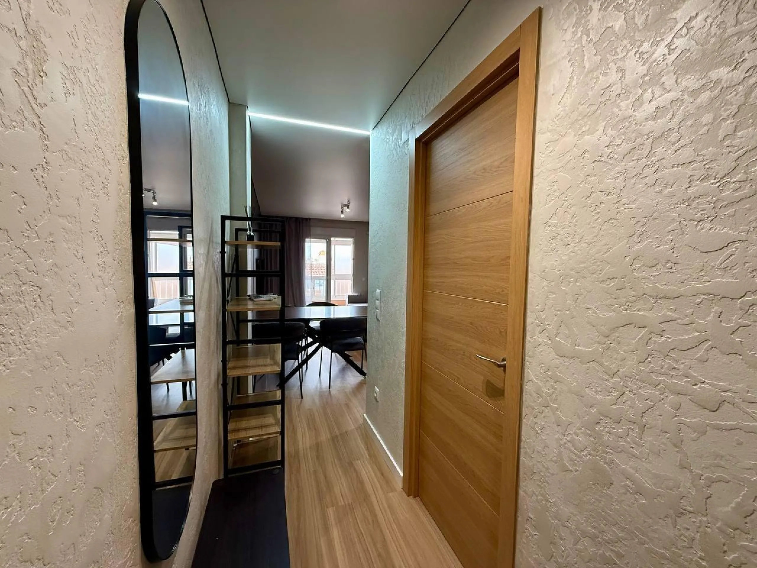 Exclusive Renovated Apartment with 2 Bedrooms, 1 Bathroom, and Pool, 250 m. from the Beach