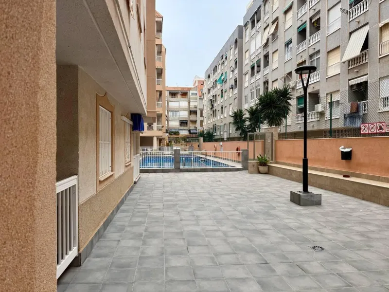 Exclusive Renovated Apartment with 2 Bedrooms, 1 Bathroom, and Pool, 250 m. from the Beach
