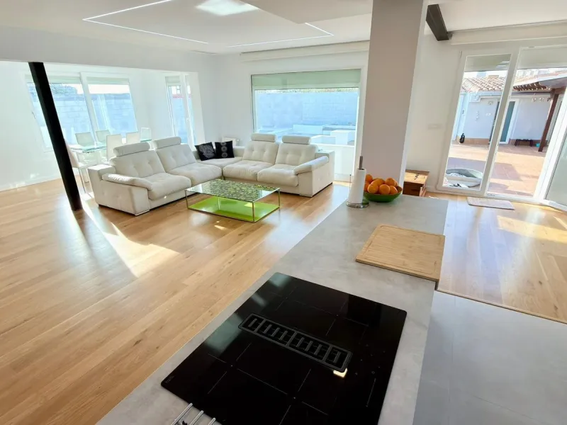 Chalet independiente en El Campello, a pocos minutos del mar 🌊