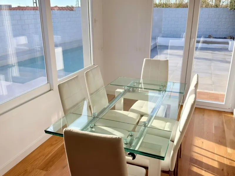 Chalet independiente en El Campello, a pocos minutos del mar 🌊