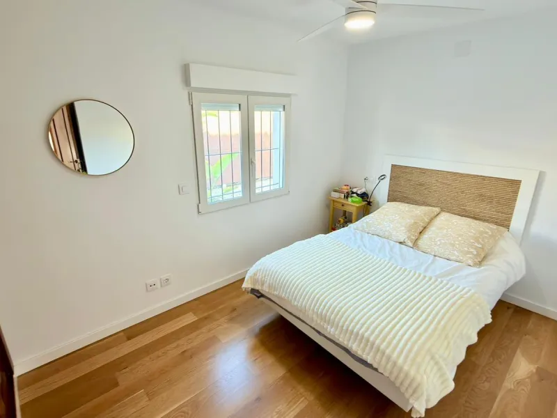 Chalet independiente en El Campello, a pocos minutos del mar 🌊
