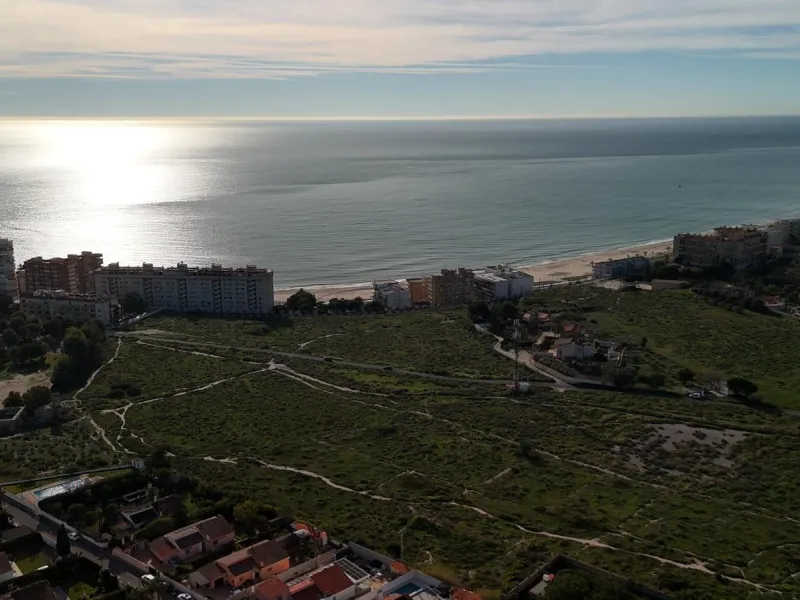 Chalet independiente en El Campello, a pocos minutos del mar 🌊