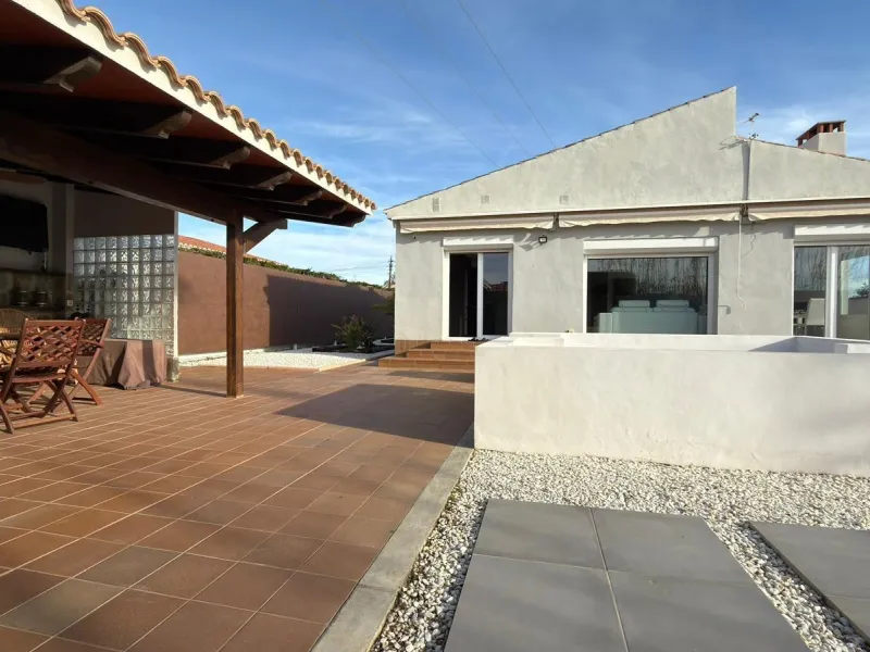 Chalet independiente en El Campello, a pocos minutos del mar 🌊