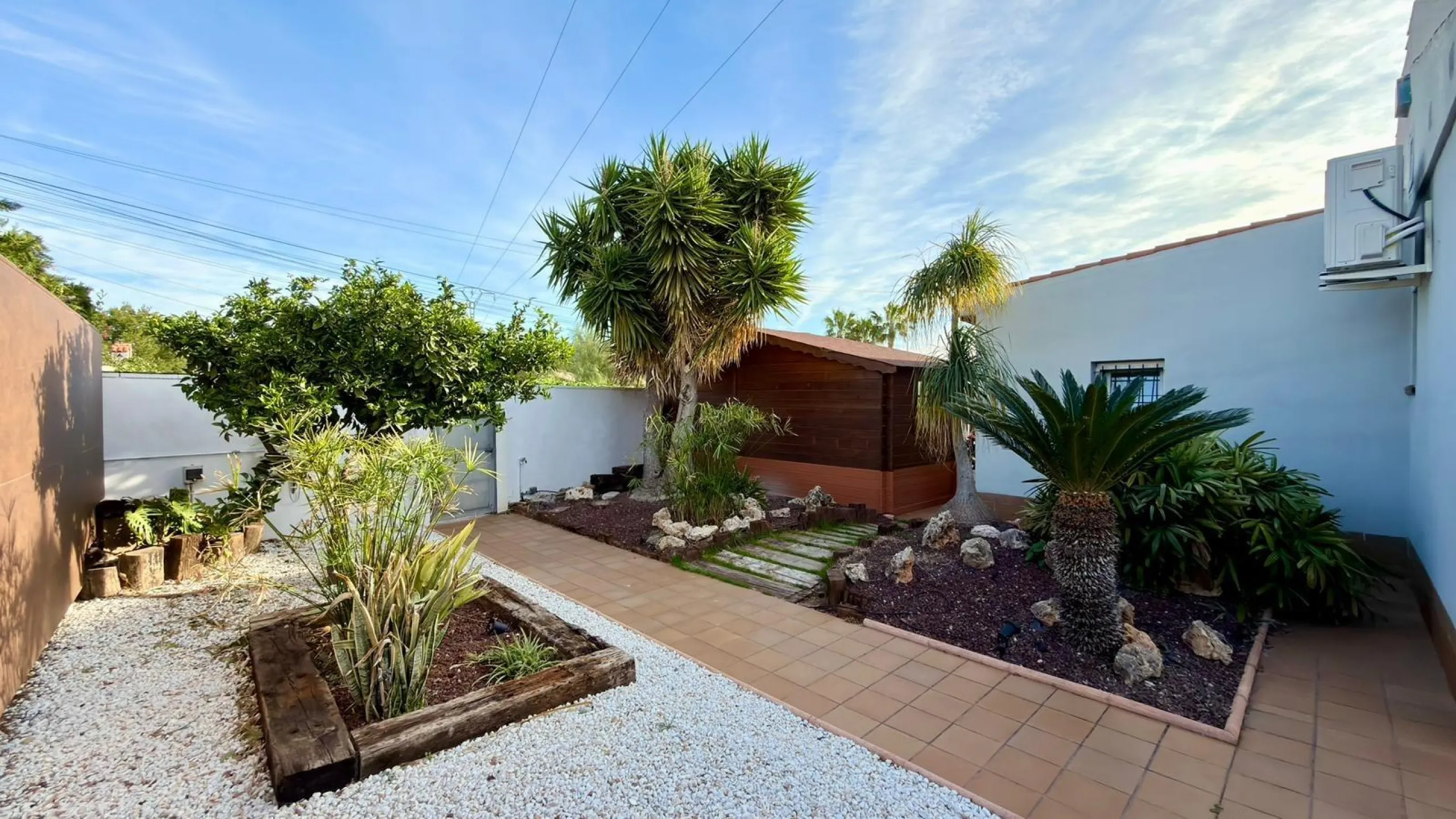 Chalet independiente en El Campello, a pocos minutos del mar 🌊
