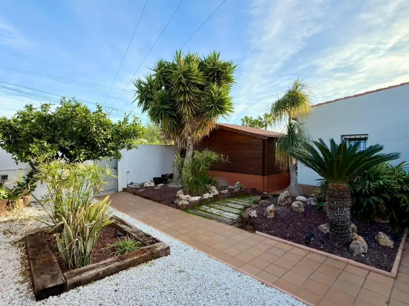 Chalet independiente en El Campello, a pocos minutos del mar 🌊