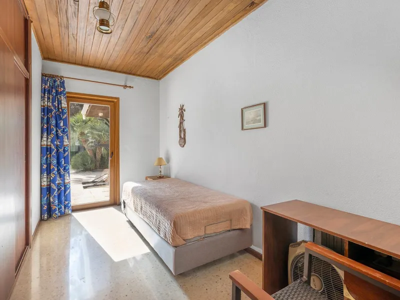 VILLA WITH PRIVATE POOL AND GARDEN IN THE PHILIPPINES WITH A PLOT OF 1510 M2. 5 BEDROOMS. 3 BATHROOMS. SURFACE AREA 366 M2.