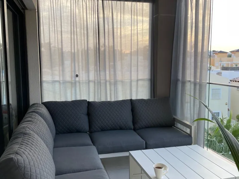 Apartamento Moderno en Orihuela Costa - Las Filipinas con solarium privado.