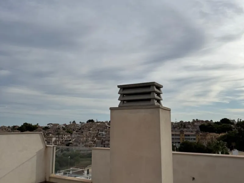 Apartamento Moderno en Orihuela Costa - Las Filipinas con solarium privado.