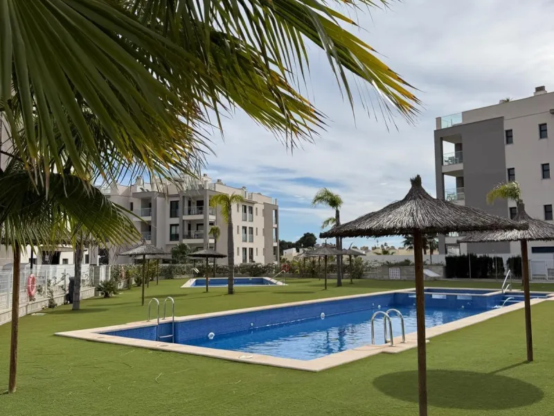 Apartamento Moderno en Orihuela Costa - Las Filipinas con solarium privado.