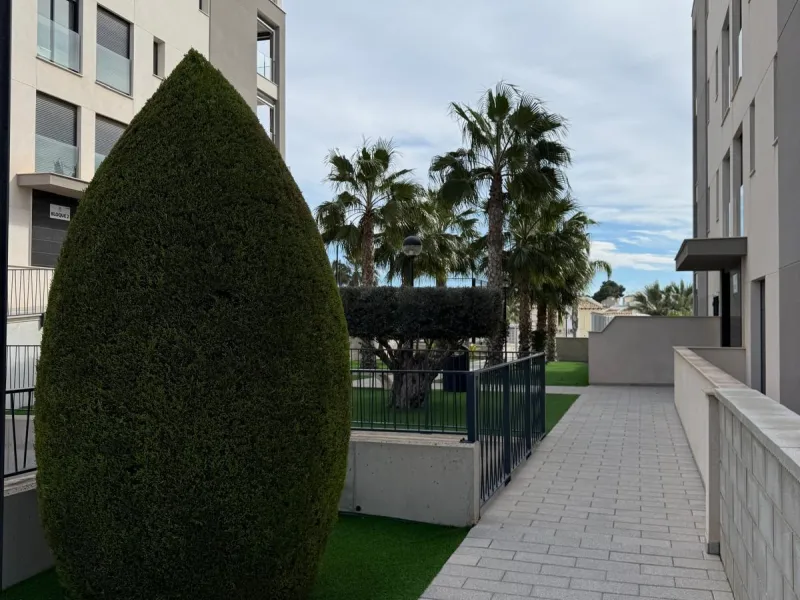 Apartamento Moderno en Orihuela Costa - Las Filipinas con solarium privado.