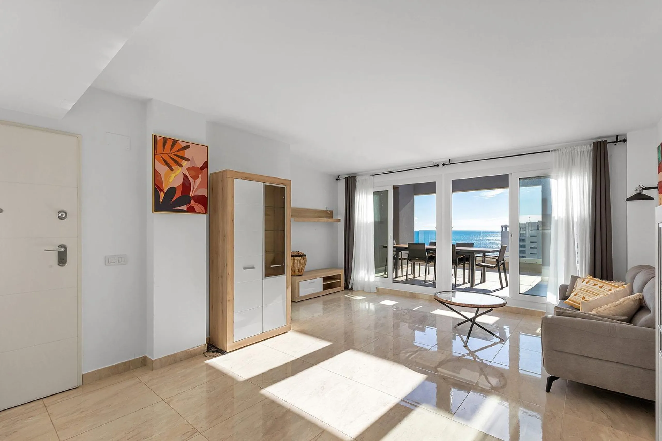 PENTHOUSE WITH SEA VIEWS IN PANORAMA MAR 3 BED. 2 BATHS. GARAGE + STORAGE INCLUDED. AREA OF 139 M2.