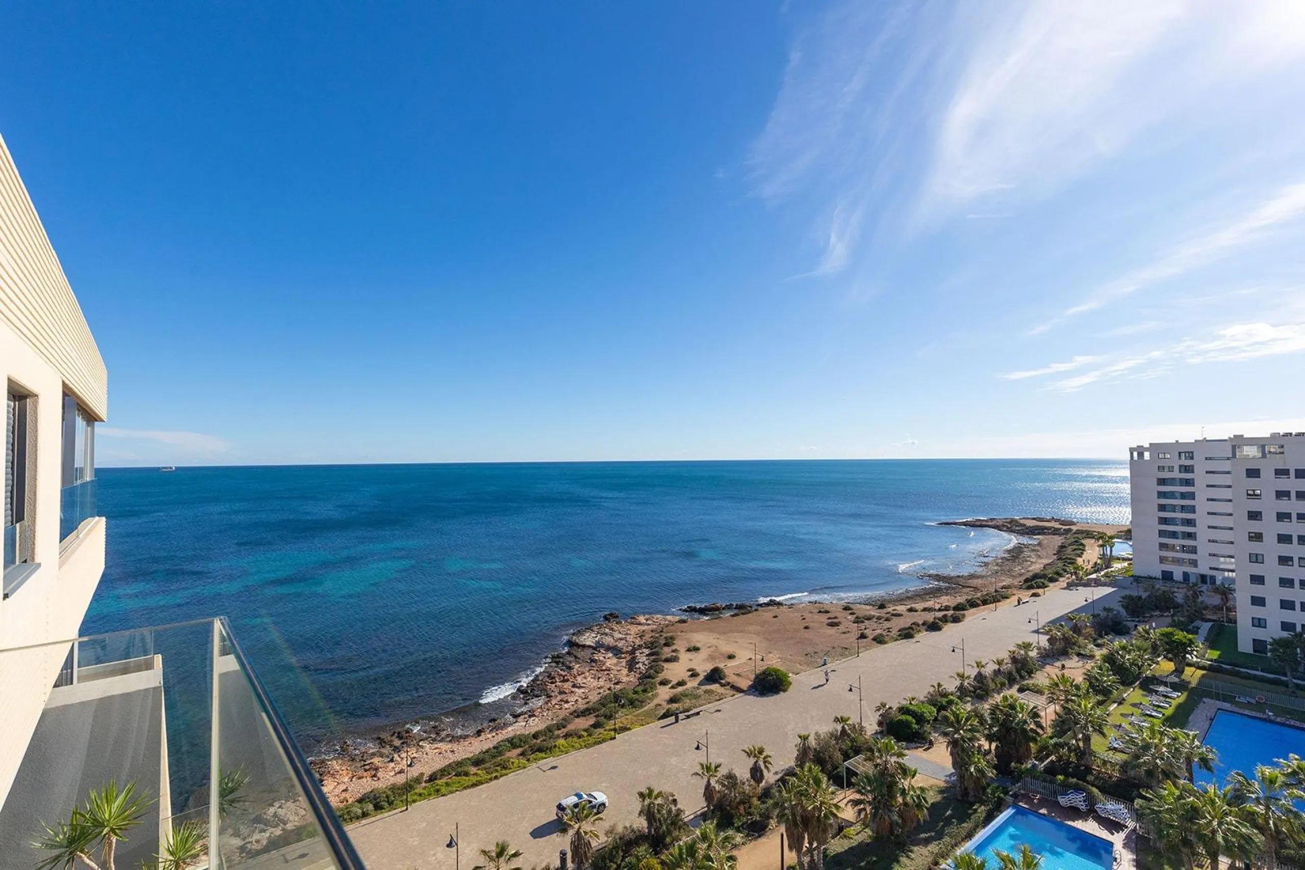 PENTHOUSE WITH SEA VIEWS IN PANORAMA MAR 3 BED. 2 BATHS. GARAGE + STORAGE INCLUDED. AREA OF 139 M2.