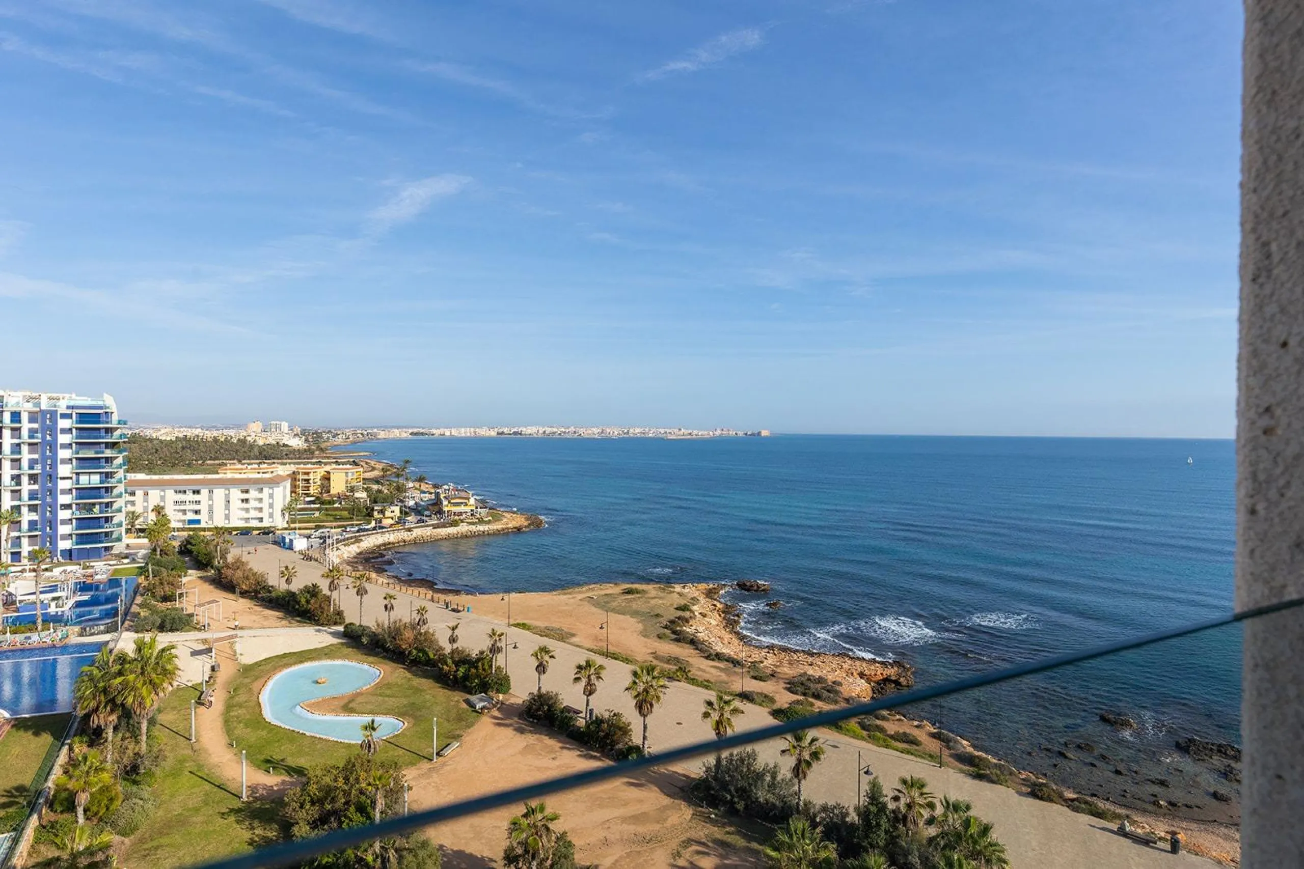 PENTHOUSE WITH SEA VIEWS IN PANORAMA MAR 3 BED. 2 BATHS. GARAGE + STORAGE INCLUDED. AREA OF 139 M2.