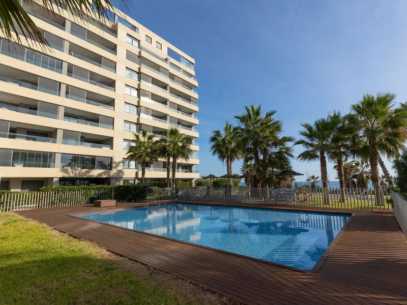 PENTHOUSE WITH SEA VIEWS IN PANORAMA MAR 3 BED. 2 BATHS. GARAGE + STORAGE INCLUDED. AREA OF 139 M2.